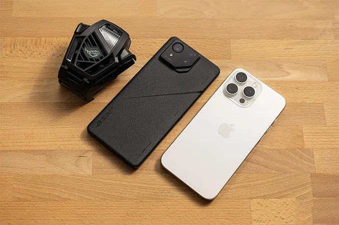 Thiết kế và kích thước của iPhone 15 Pro Max và ROG Phone 8 Pro