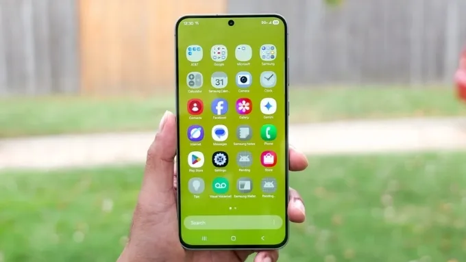 So sánh Google Pixel 10a vs Samsung Galaxy S25 FE về hiển thị