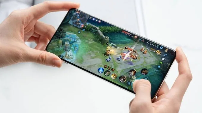 Điện thoại chơi game tốt 2025 OnePlus 13R