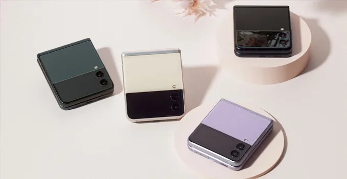 Galaxy Z Flip3 có 1 màn hình nhỏ rất đặc biệt