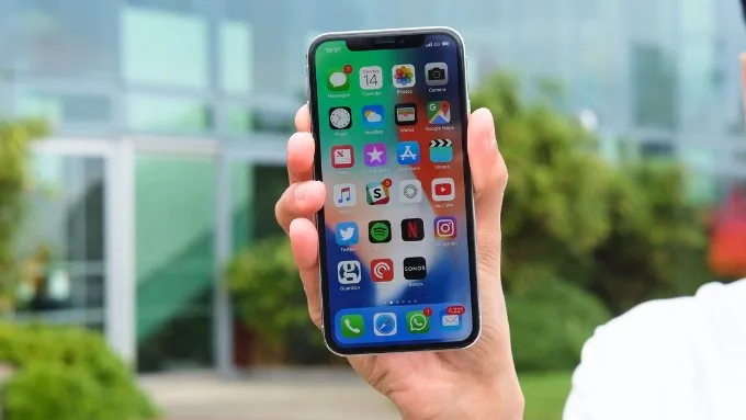 iPhone X