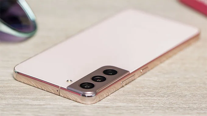 Samsung Galaxy S22 Plus: Sự cân bằng hoàn hảo