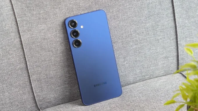 Samsung Galaxy S25 là mẫu điện thoại Android thay thế iPhone Air đáng cân nhắc