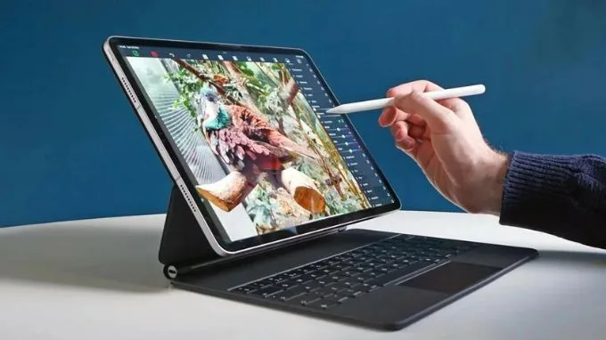 iPad Pro M4 là mẫu iPad có màn hình cao cấp nhất của Apple