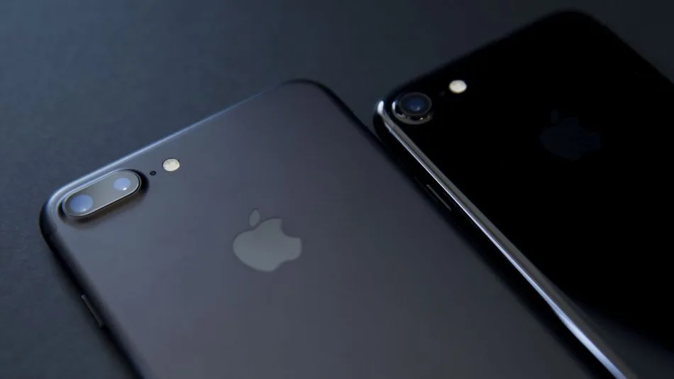 nguoi-dung-dang-dan-it-quan-tam-hon-den-iphone-7-va-iphone-7-plus_3