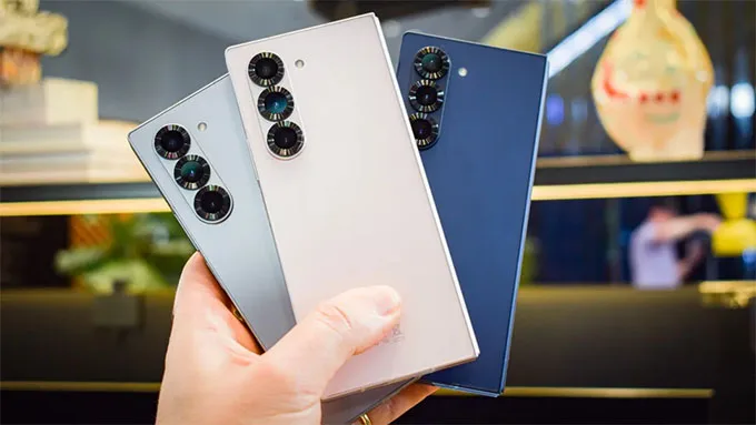 Samsung Galaxy Z Fold 6 là điện thoại chơi game có thể gập lại tốt nhất