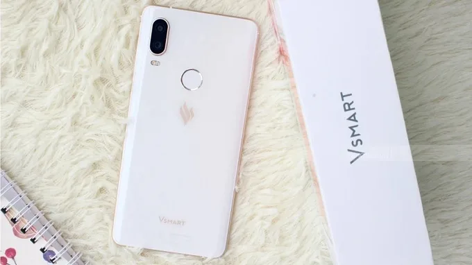 Tổng thể thiết kế Vsmart Active 1 đáng khen ngợi