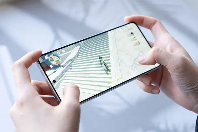 Cấu hình Poco F7 Ultra và Redmi K80 Pro đều được cung cấp sức mạnh từ chip xử lý Snapdragon 8 Elite