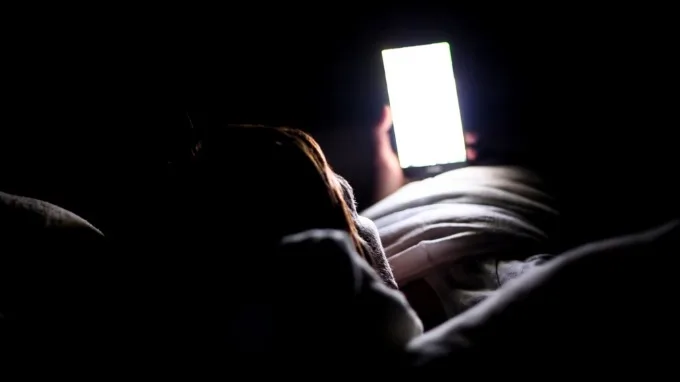 Độ sáng nit khuyến nghị cho mắt