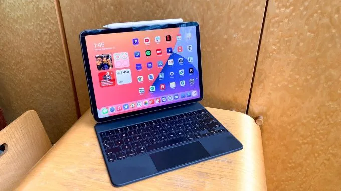 Magic KeyBoard có nhược điểm giá cao