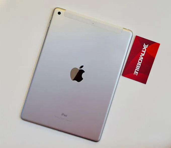iPad Gen 5 cũ có thiết kế bền và nhẹ