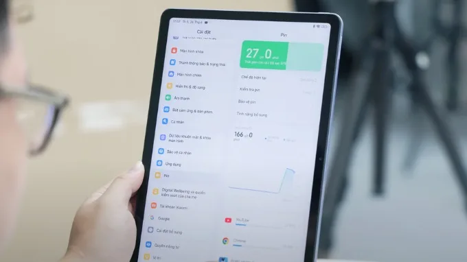 Một trong những điểm mạnh lớn nhất của Redmi Pad 2 là viên pin dung lượng 9.000 mAh
