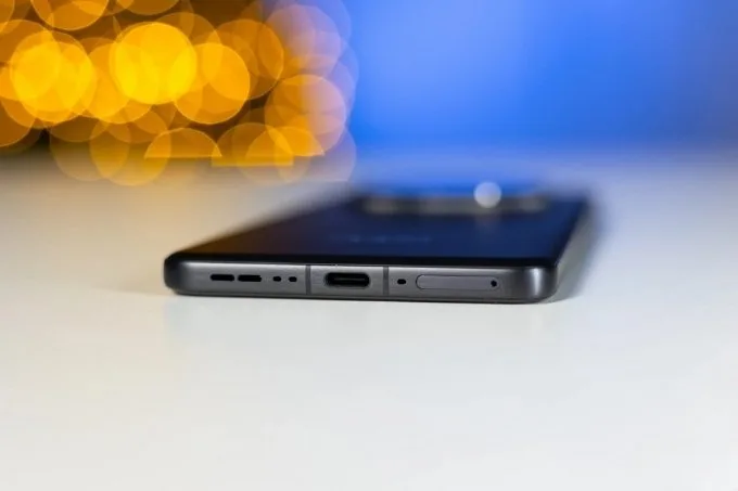 So sánh Oppo Find X9 Pro và Oppo Find X8 Pro về pin sạc