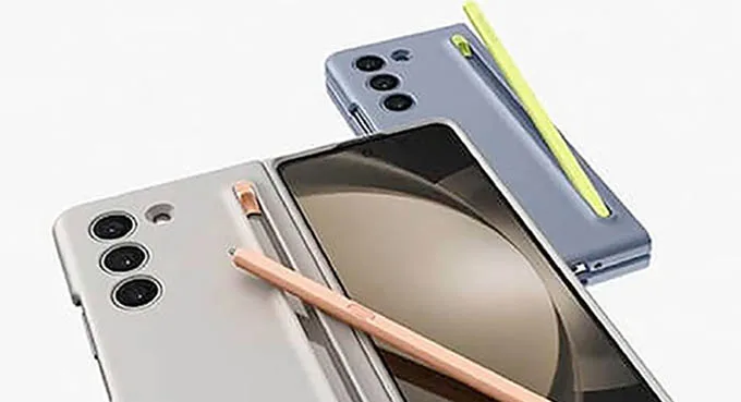 Galaxy Z Fold 5 lộ ảnh quảng cáo với ốp lưng kèm khe chứa bút S Pen siêu chất lượng