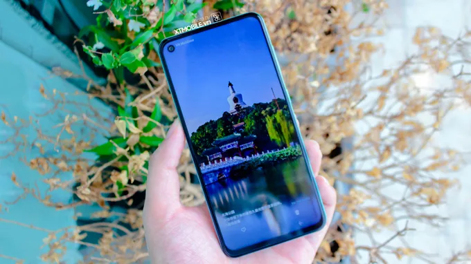 Galaxy A60 vẫn được sở hữu thiết kế màn hình nốt ruồi độc đáo với kích thước 6,3 inch