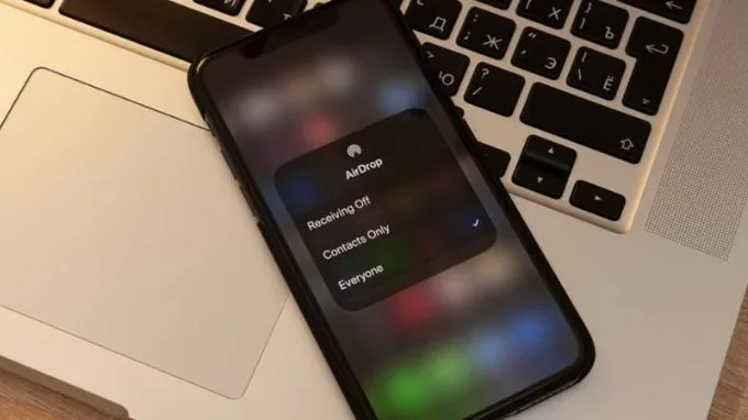 Nguyên nhân iPhone không nhận được AirDrop 