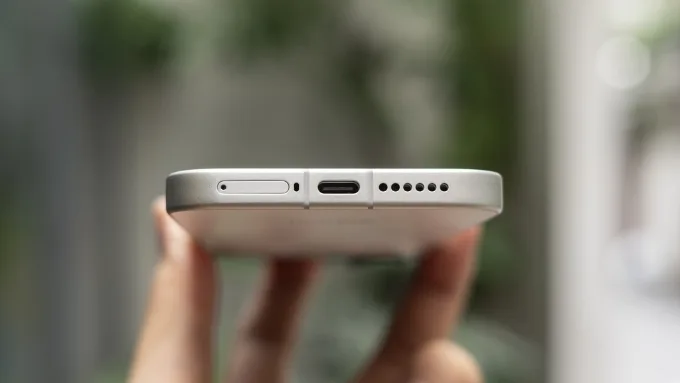 Pin là điểm khác biệt khi so sánh Samsung Galaxy S26 Plus vs Xiaomi 17 Pro