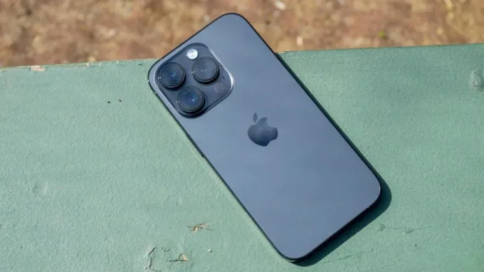 Có nên mua iPhone 14 Pro ở thời điểm hiện tại không?