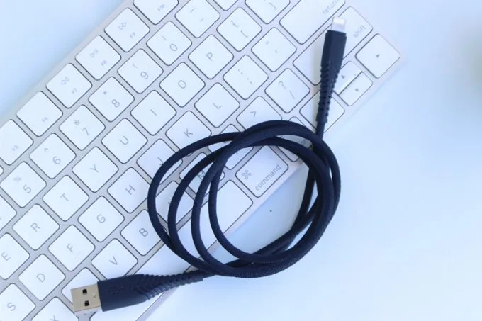 Cáp Lightning Umetravel UL1 1m