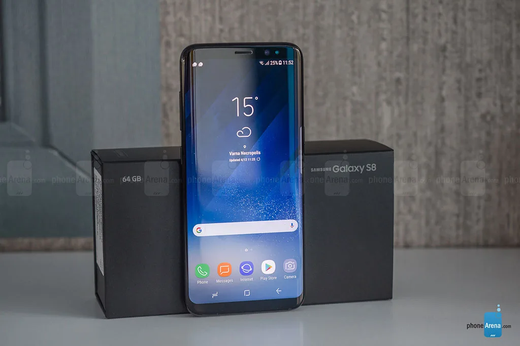galaxy-s8-YYp-tYng-goc-cYnh_1