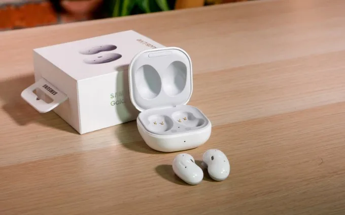 Tai nghe Samsung Galaxy Buds Live