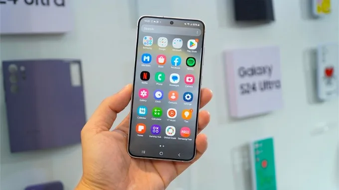 Màn hình chống chói sắc nét