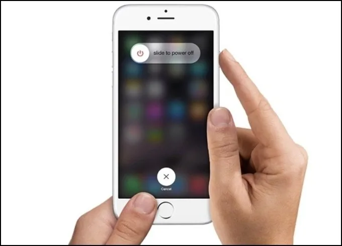 Tắt nguồn iPhone bằng phím cứng