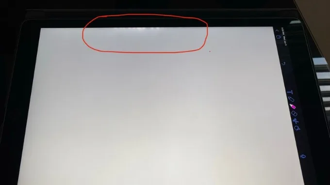 Dấu hiệu nhận biết màn hình iPad bị hở sáng