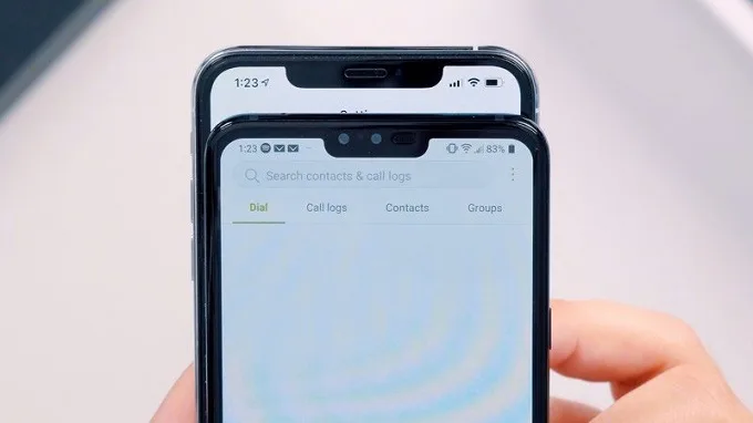 notch-lg-v40-thinq-vs-iphone-xs-max-xtmobile