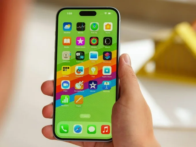 iPhone 15 Plus sở hữu màn hình Dynamic Island