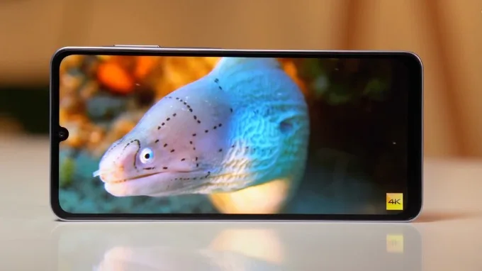 Samsung Galaxy A07 sử dụng màn hình PLS LCD 6.7 inch