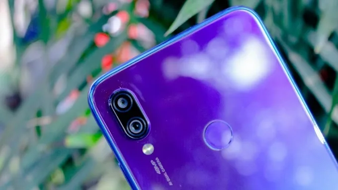 Redmi Note 7 xách tay có cụm camera 48MP chuẩn