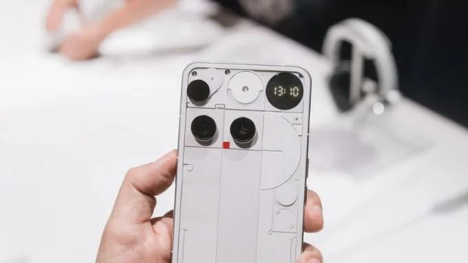 Thiết kế độc đáo của Nothing Phone 3