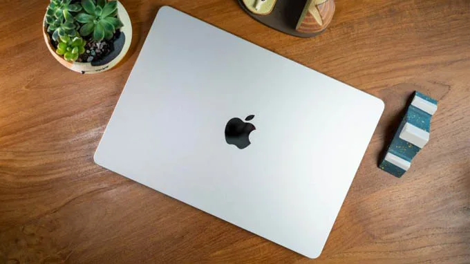 Macbook Air M2 2022 13.6inch (8GB|256GB) có ngoại hình đẹp