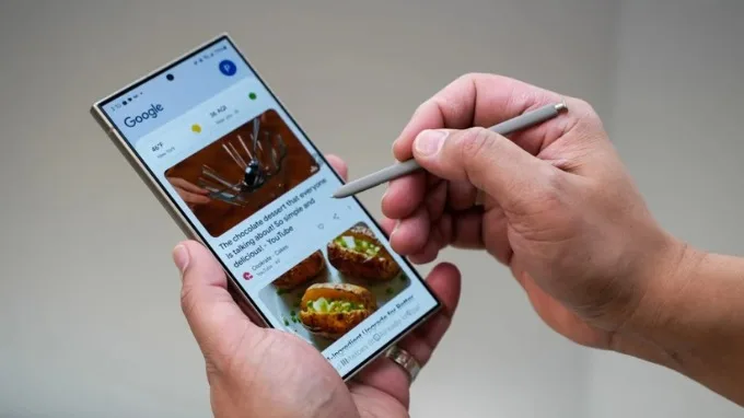Galaxy S24 Ultra là điện thoại làm việc văn phòng tốt nhất