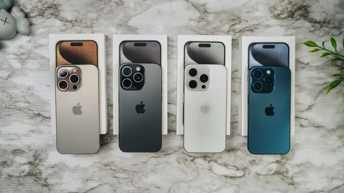 Bảng màu Titan của iPhone 15 Pro