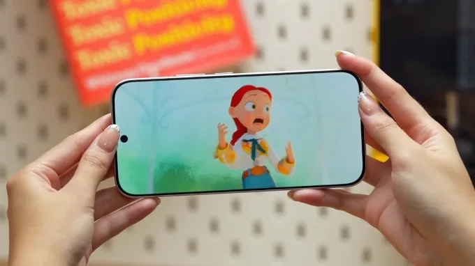 Vivo V70 5G được trang bị màn hình kích thước 6.59 inch