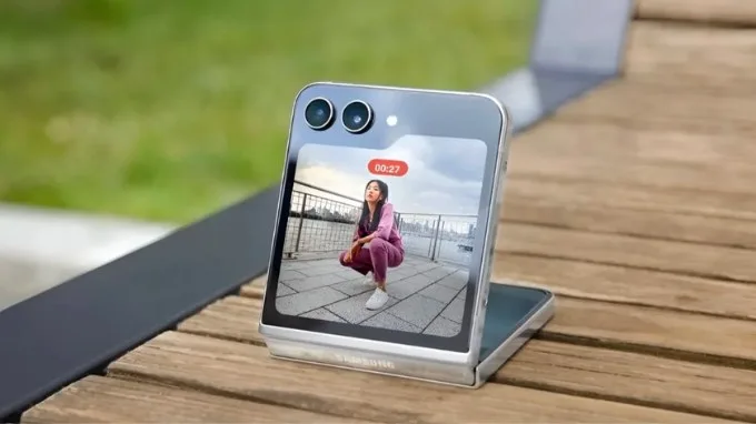 Galaxy Z Flip 6 sẽ được nâng cấp pin và camera