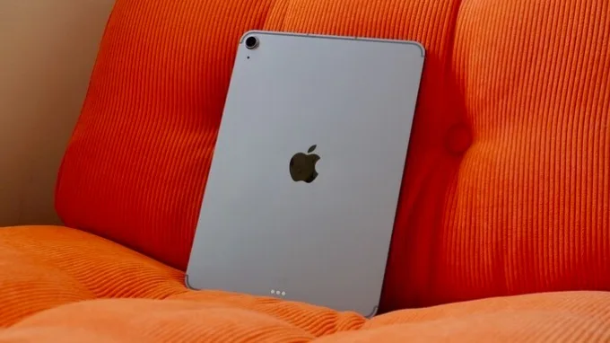 Thiết kế của iPad Air M4 so với iPad Air M3