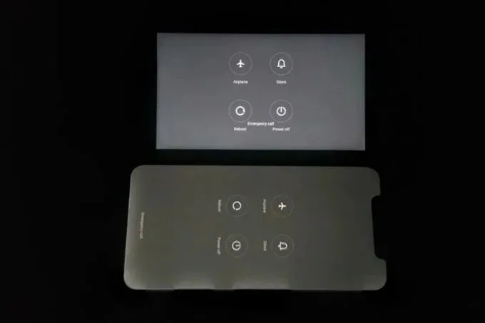 Kiểm tra hở sáng màn iPhone