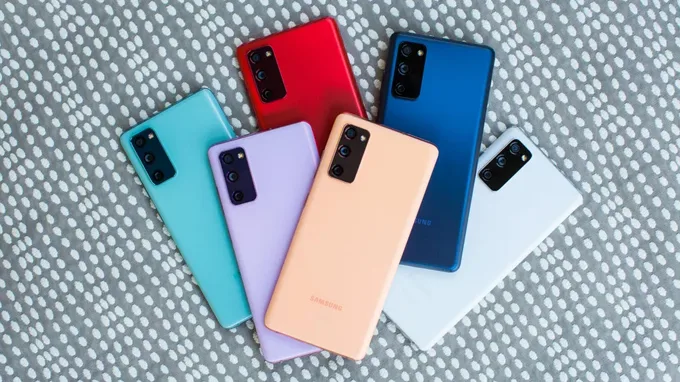 Galaxy S21 ra mắt có mấy màu?