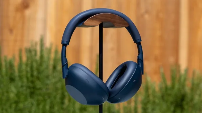 Tai nghe chụp tai Sony WH-1000XM6
