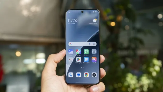 man-hinh-hien-thi-xiaomi-15-xtmobile_1