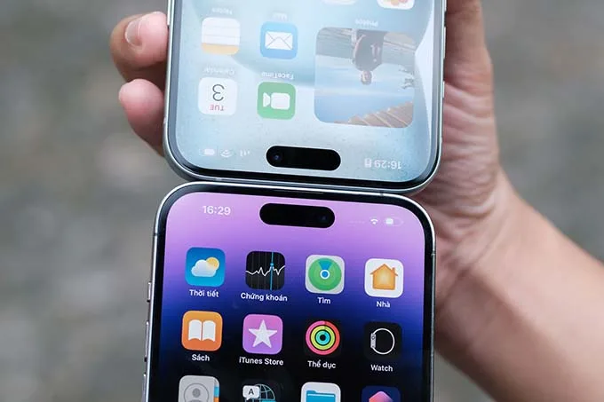 Camera trước iPhone 15 Plus và 14 Pro giống nhau