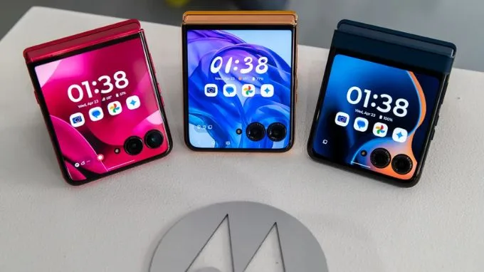 Thiết kế Motorola Razr Ultra 2025