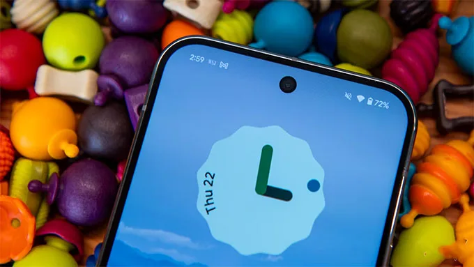 Tăng cường độ phân giải cho camera selfie Google Pixel 9