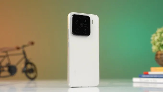 Xiaomi 15 trang bị chip Snapdragon 8 Elite, cho hiệu năng ổn định và mạnh mẽ