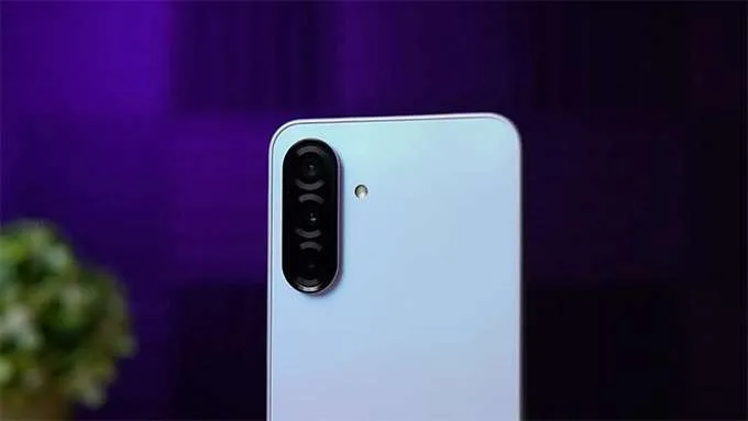 Galaxy S25 FE và Galaxy A36 5G đều sở hữu camera chất lượng, phục vụ mục đích khác nhau