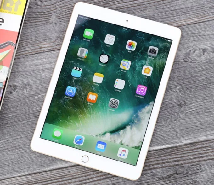 Thoải mái lướt web, xem Youtube cùng iPad Gen 5 cũ