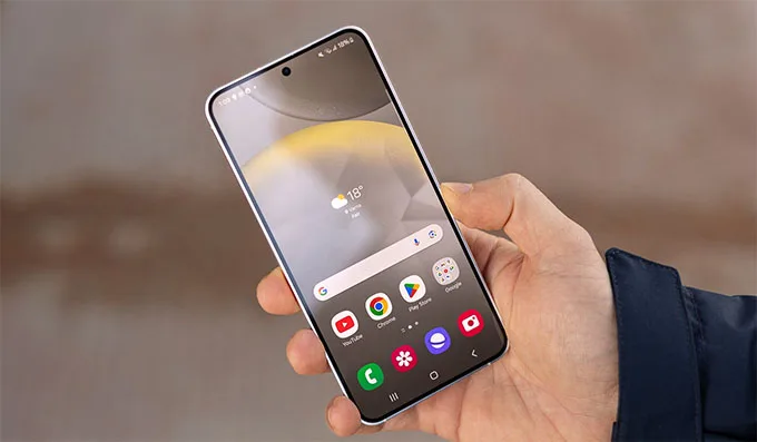 Màn hình sáng hơn và tốt hơn trên Galaxy S24